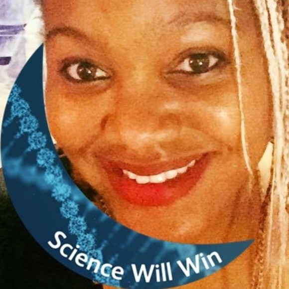 Meet your Posher, Nyari - Picture 1 of 1